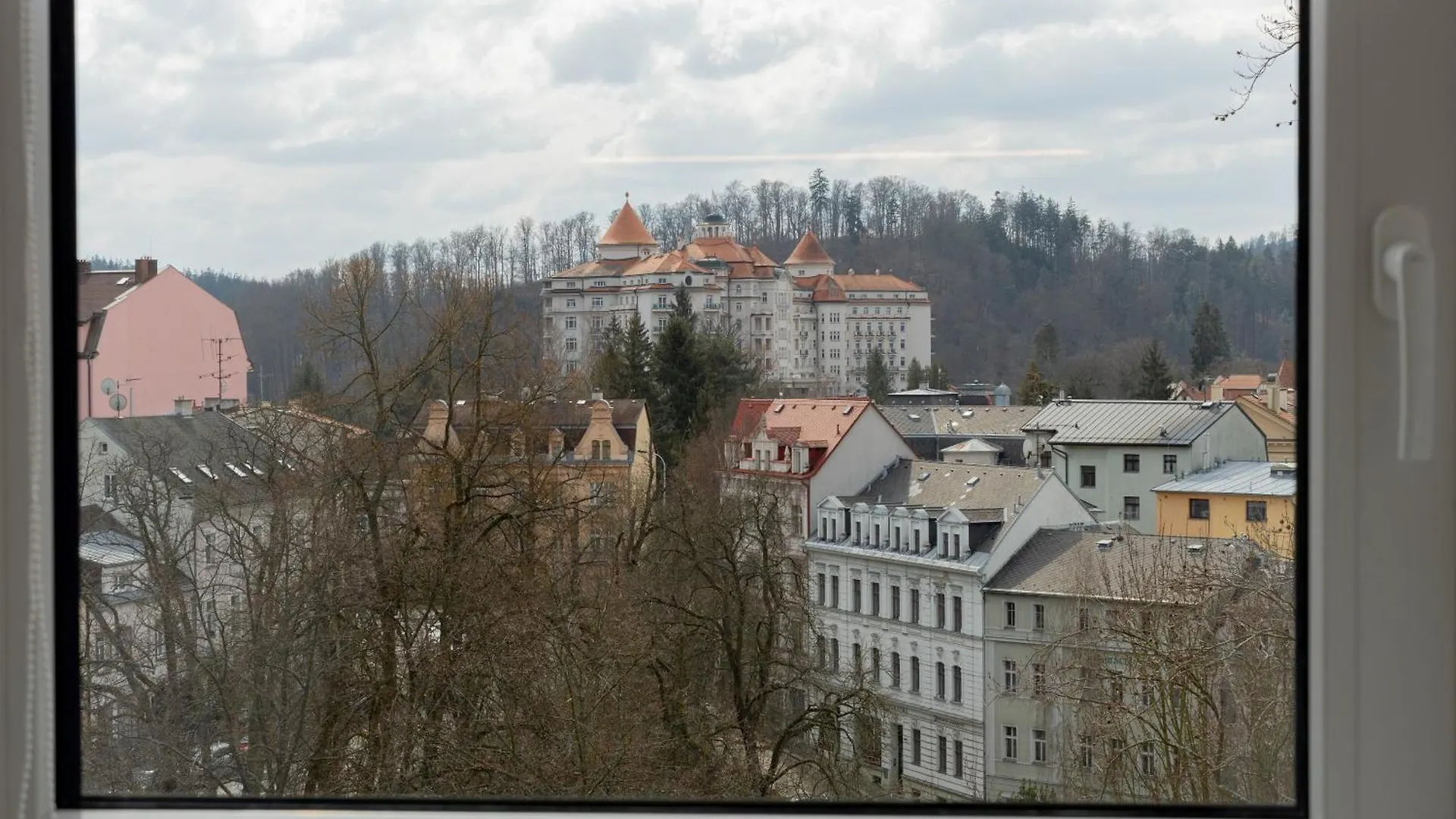 Villa Leopold - Apartmanovy Dum Karlovy Vary 0*,