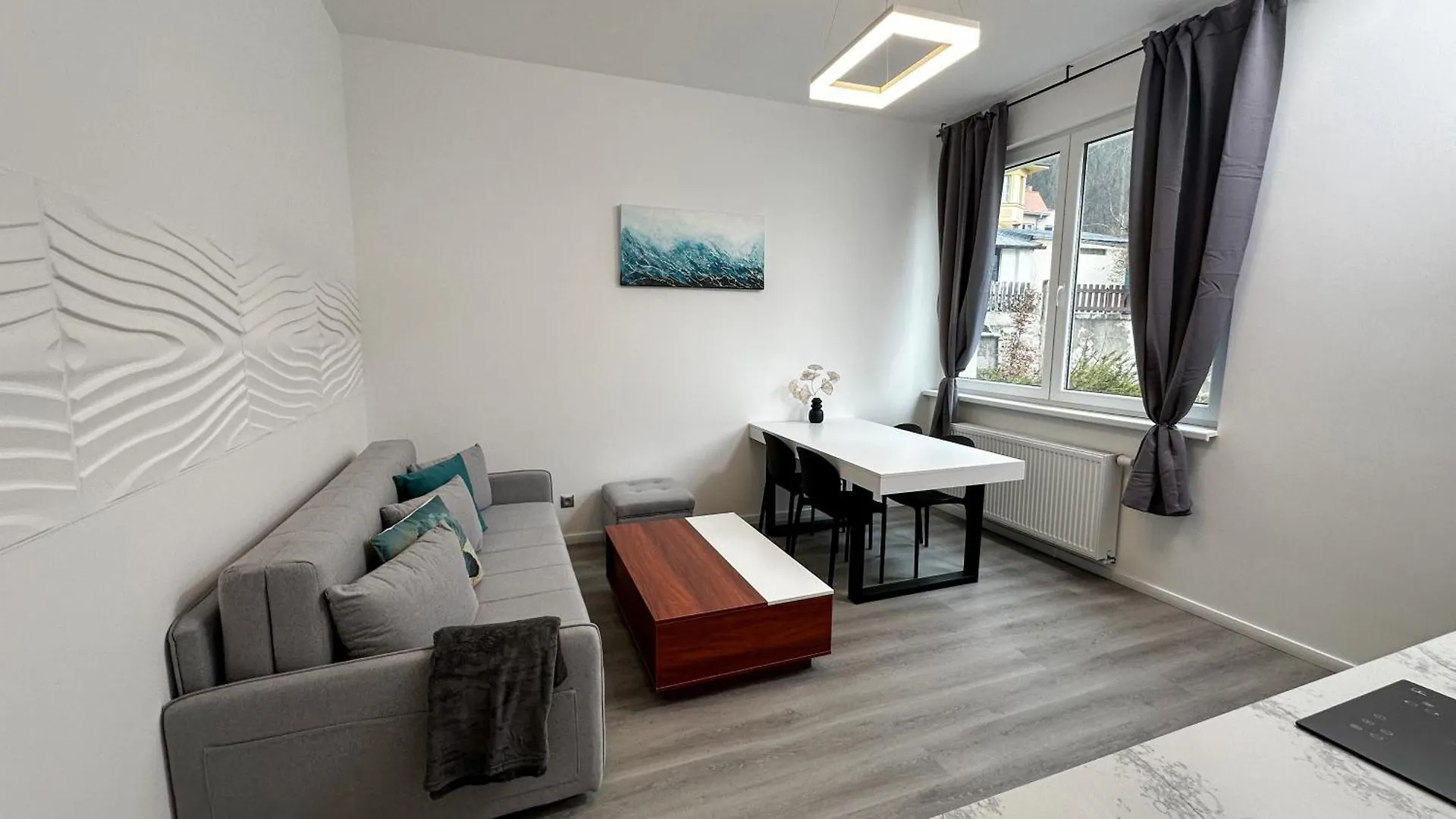 Villa Leopold - Apartmanovy Dum Karlovy Vary Aparthotel