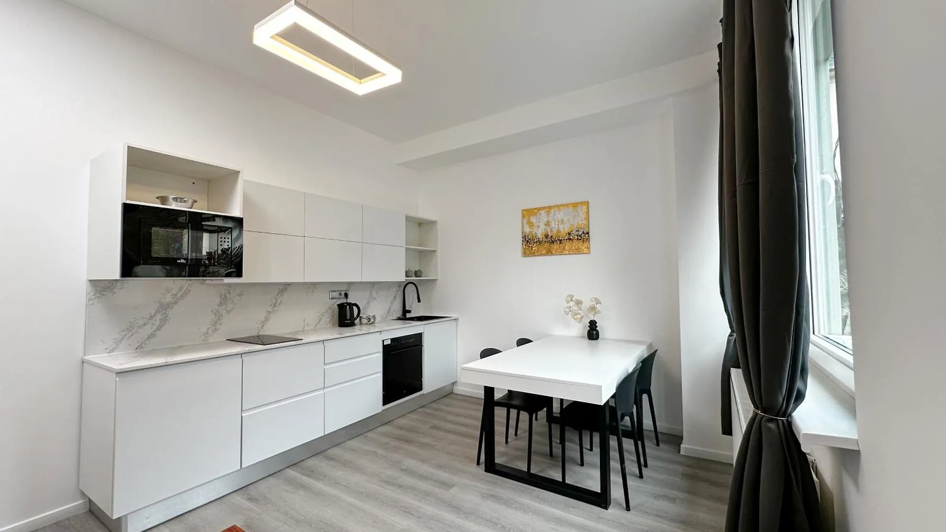 Aparthotel Villa Leopold - Apartmanovy Dum Karlovy Vary Czech Republic