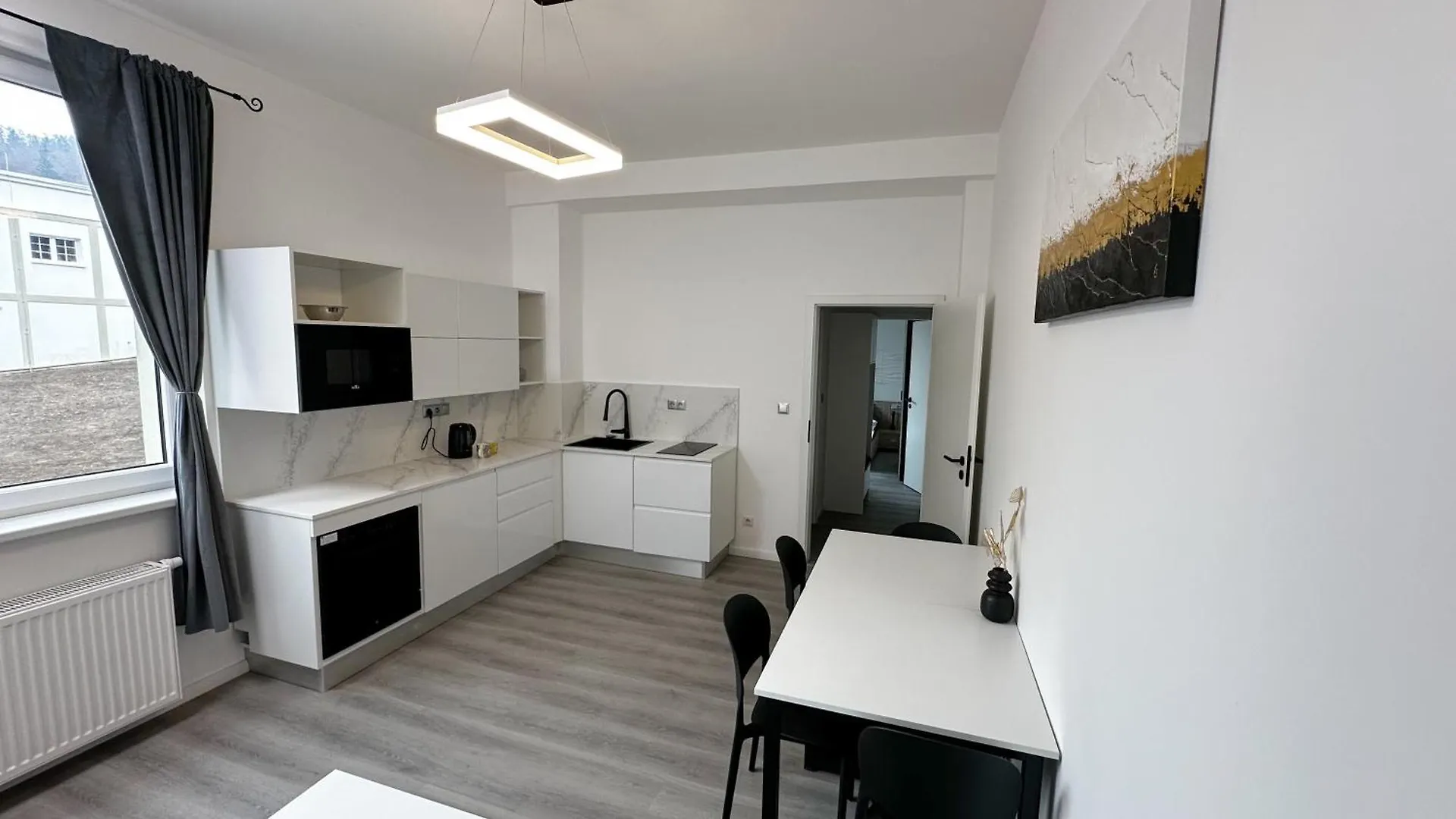 Aparthotel Villa Leopold - Apartmanovy Dum Karlovy Vary