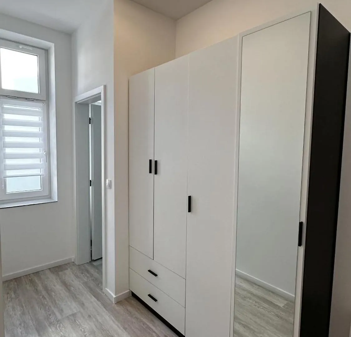 Villa Leopold - Apartmanovy Dum Карловы Вары Апарт-отель