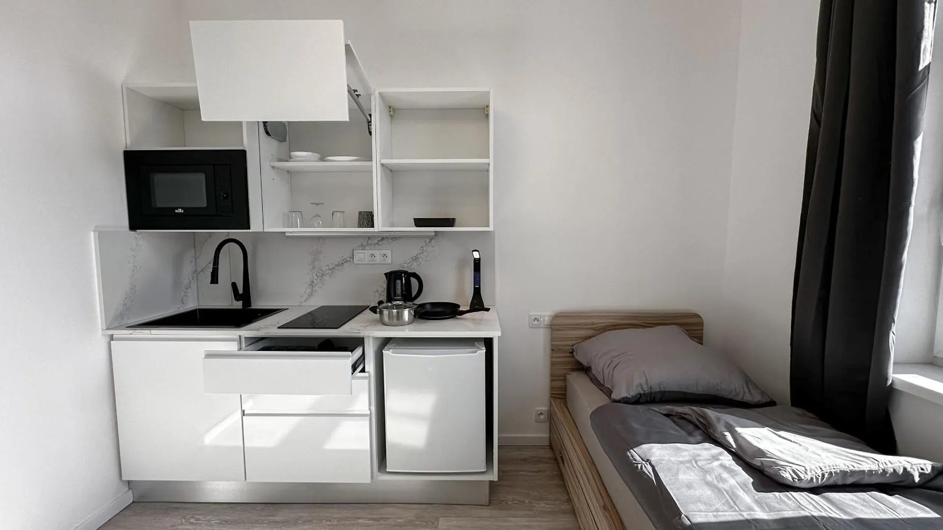 Villa Leopold - Apartmanovy Dum Карловы Вары 0*,